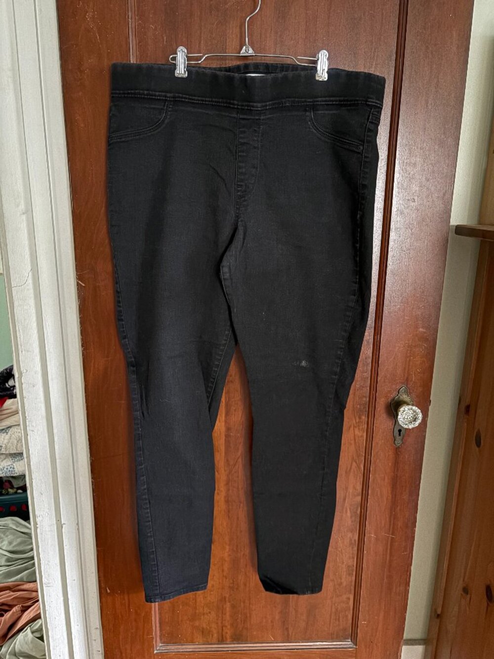 Old Navy Super Skinny Jeans, Black, Size 18 Tall
